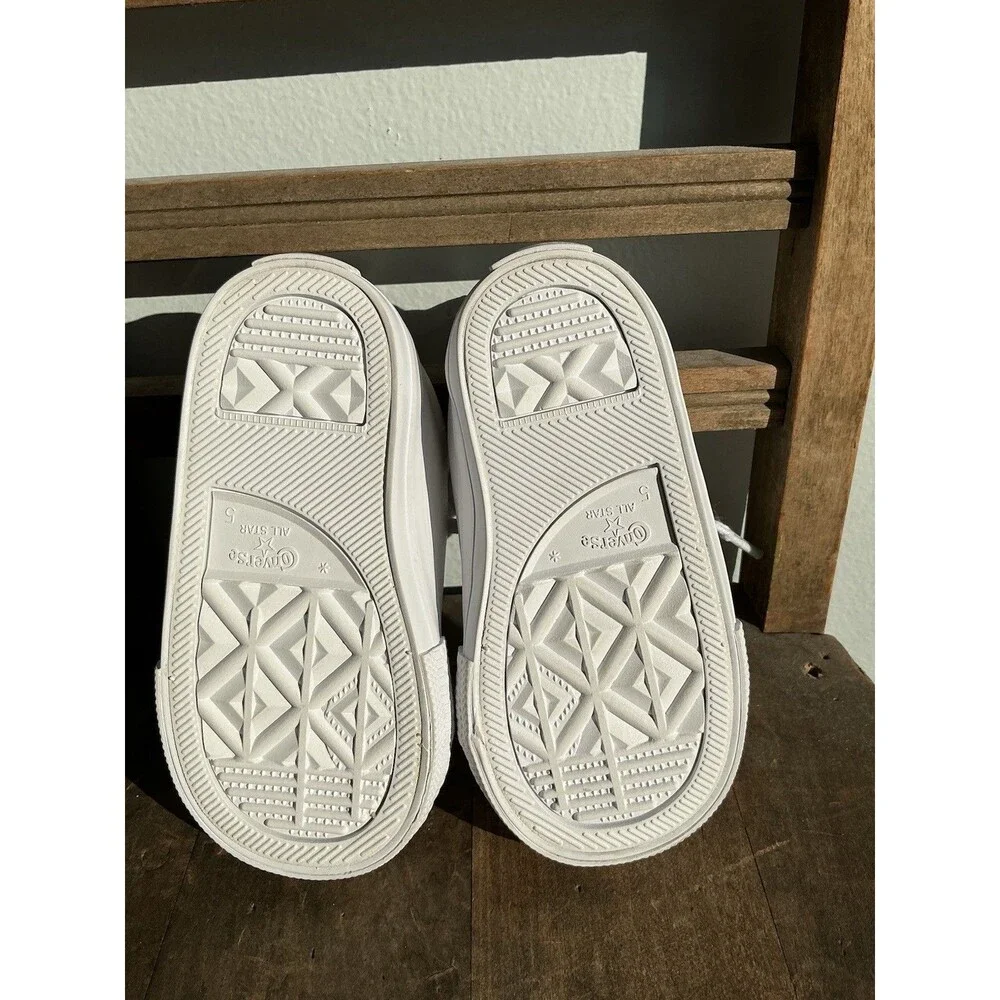 Converse Toddler Chuck Taylor All Star Street White Leather Lace Shoes Toddler 5